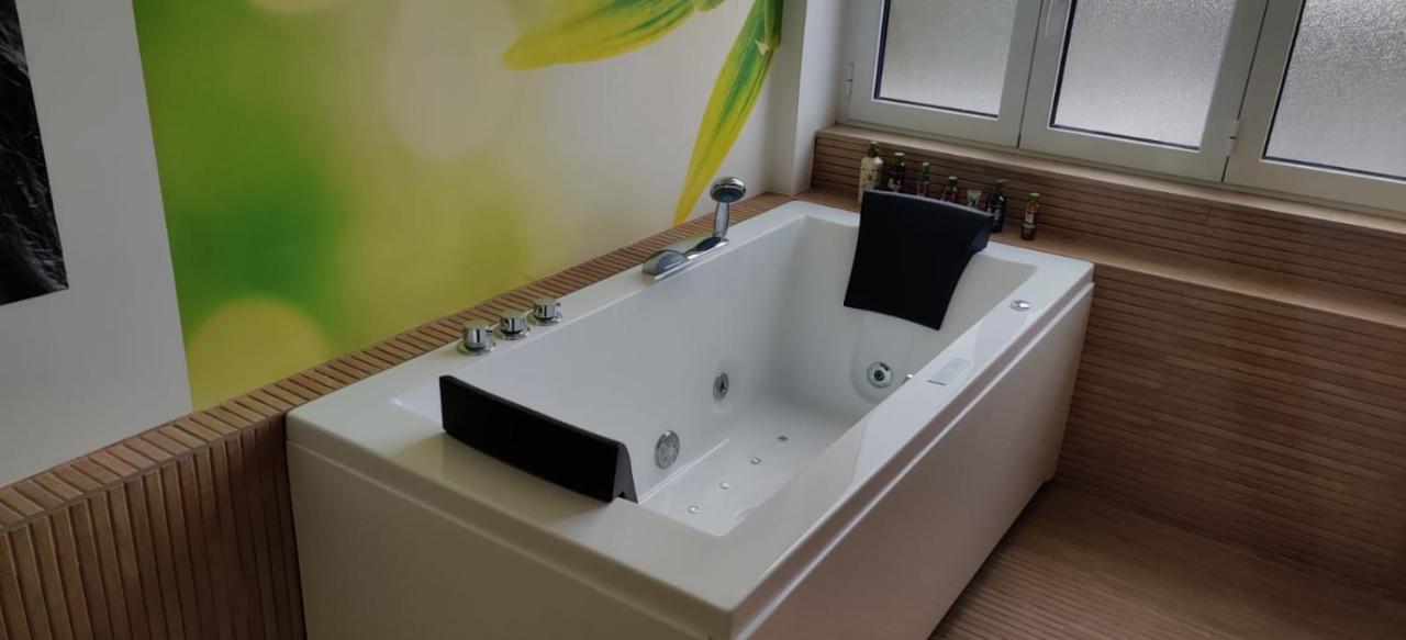 Hotel Arco Vesuviano Madonna dell'Arco Zewnętrze zdjęcie